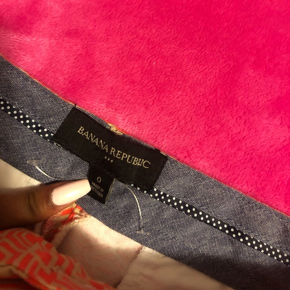 Banana Republic Orange and tan shorts - Picture 4 of 4